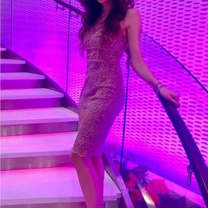 B Darlin - Womens Juniors Pink V-Neck Lace Scalloped Bodycon Dress